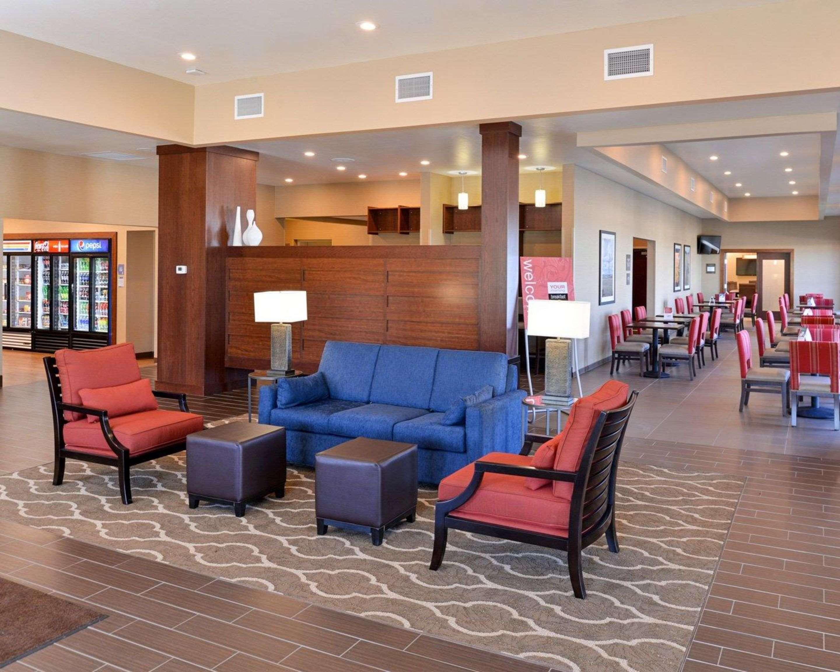 Comfort Inn & Suites Mandan - Bismarck Esterno foto